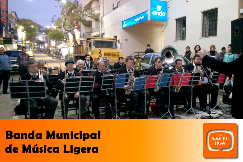 Banda municipal, Orquesta de música ligera