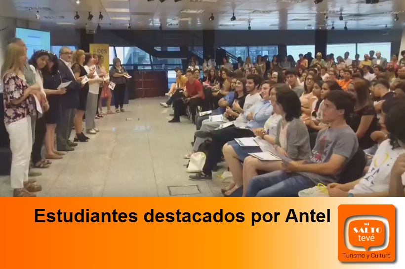 Estudiantes destacados por Antel