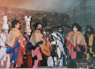 «Hoy las luces de febrero…»: Saludo Presentación murga Jaque Mate 1989