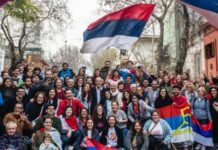 POLI/DATA: En el FA el fuego viene de abajo y quiere ser llamarada