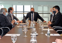 Anuncios del gobierno de una batería de medidas económicas ante la inminente de apertura de frontera