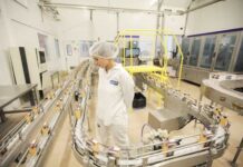 Avanza negociación salarial en la industria láctea y trabajadores suspenden medidas