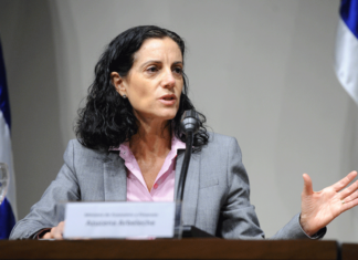 DGI: Arbeleche inauguró Jornadas Tributarias y destacó rumbo estratégico de Uruguay en materia ambiental