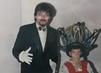 Con un perfil de ternura y contra el cruel combativa:Presentación 1991 Murga Jaque Mate, Primer Premio Carnaval Naranja