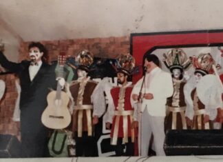 Cuplé Salto «Vichon» y fragmento Retirada: Murga Jaque Mate Primer Premio Carnaval Naranja 1991