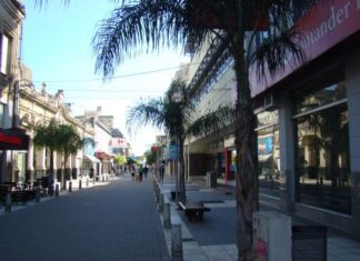 Adrián Lampazzi del Centro de Comercio de Concordia, » la diferencia de precios no favorece la integración»