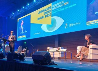 Conferencia de libertad de prensa Lacalle Pou se manifestó en contra de la regulación de los medios y abogó por más educación