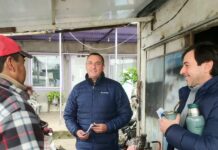 Albisu y Constenla junto al equipo 404 continúan recorriendo mano a mano con los vecinos