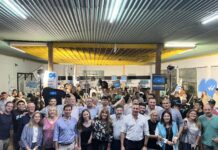 La 404 presentó tremendo equipo a la diputación