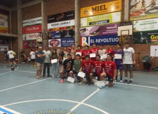 Básquet: Reconocimiento a jugadores y cuerpo técnico de Salto U18