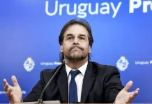 Lacalle Pou transmitió a su entorno que no asumirá en el Senado ni al frente del Directorio blanco