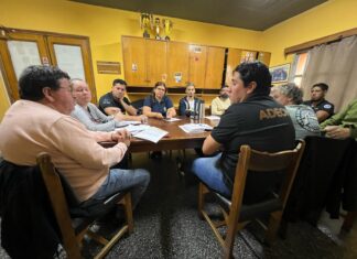 Gustavo Chiriff candidato del FA se reunió con ADEOMS