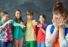 📢 ¡Te invitamos a una charla informativa sobre Bullying en ámbitos educativos! 🏫✨