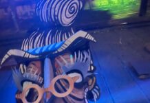 REVÉS” instalación performática que revela el lado oculto del arte