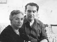 Vicenta Lorca Romero, madre yΒ maestra que sembrΓ³ el alma de poeta Federico