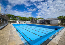 Están en marcha las clases de natación en las piscinas barriales