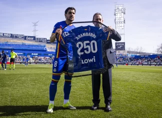 SALTEÑO Y PICO: Emotivo homenaje a Mauro Arambarri en el Coliseum