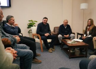 Albisu recibió a Carlos Lecueder, quien presentó el proyecto de ampliación de Salto Shopping por US$ 17 millones