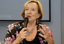 María Julia Muñoz vuelve a la escena política y deja mensajes para todos